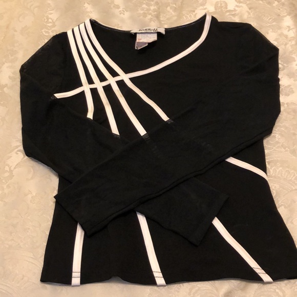 JOSEPH RIBKOFF B/W SIZE 4 TOP LONG SHEER SLEEVE ASYMMETRICAL NECKLINE - #027 - Picture 3 of 11